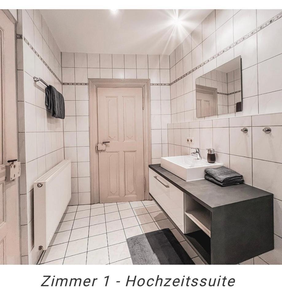 Hotel Weinstube Am Markt Gerolzhofen ภายนอก รูปภาพ
